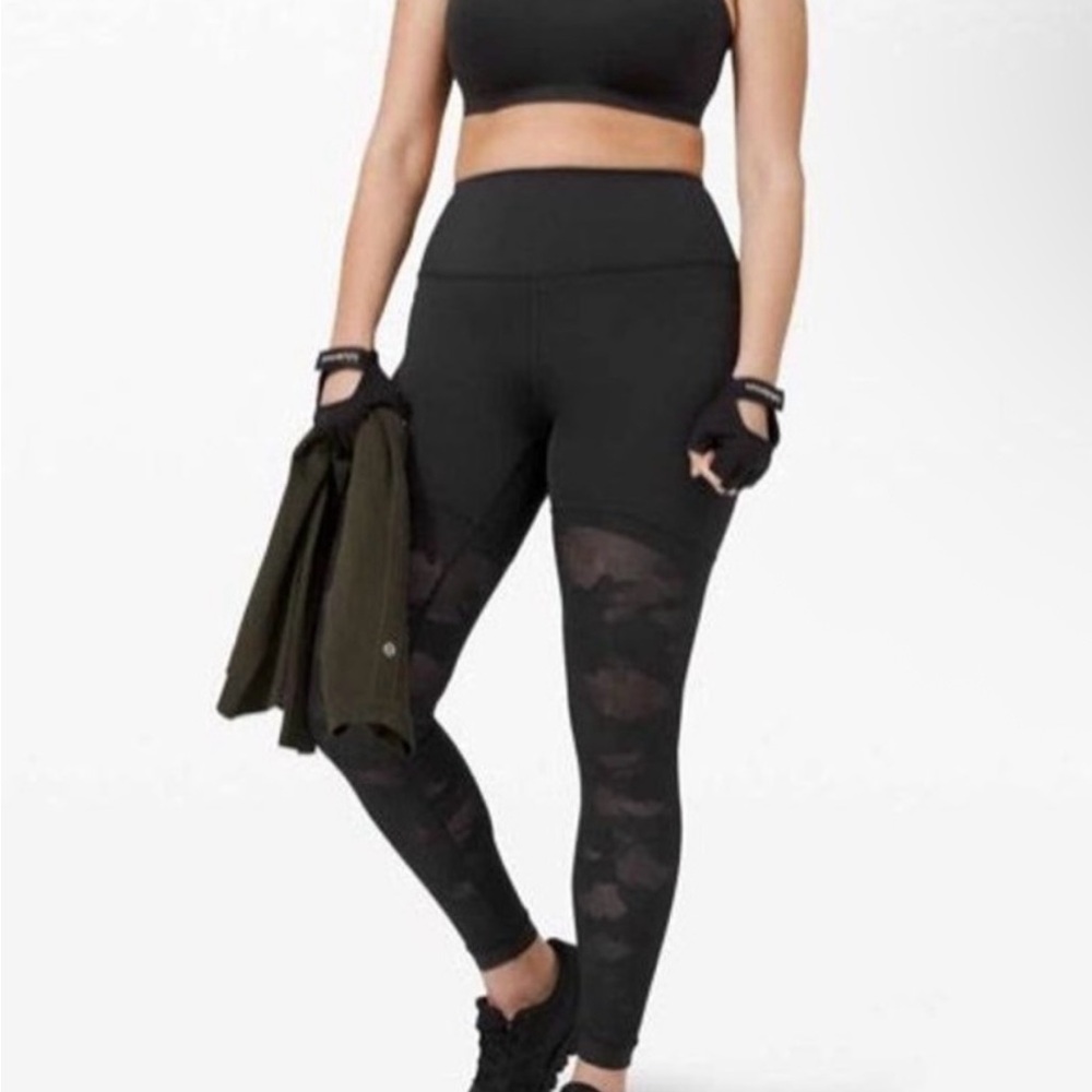 Lululemon Sheer Will High-Rise Tight Black, Camo Size 6